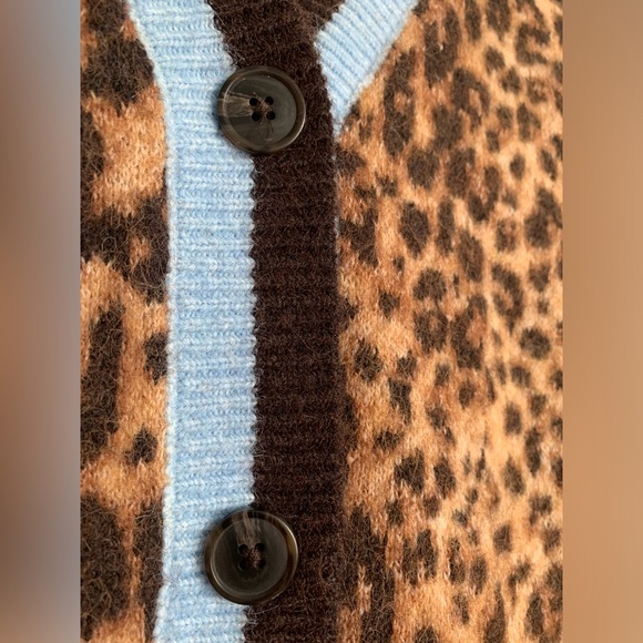KBB by KAHLANA Women's 'The Slouchy Cardigan' - Tan Leopard Medium - Picture 7 of 16